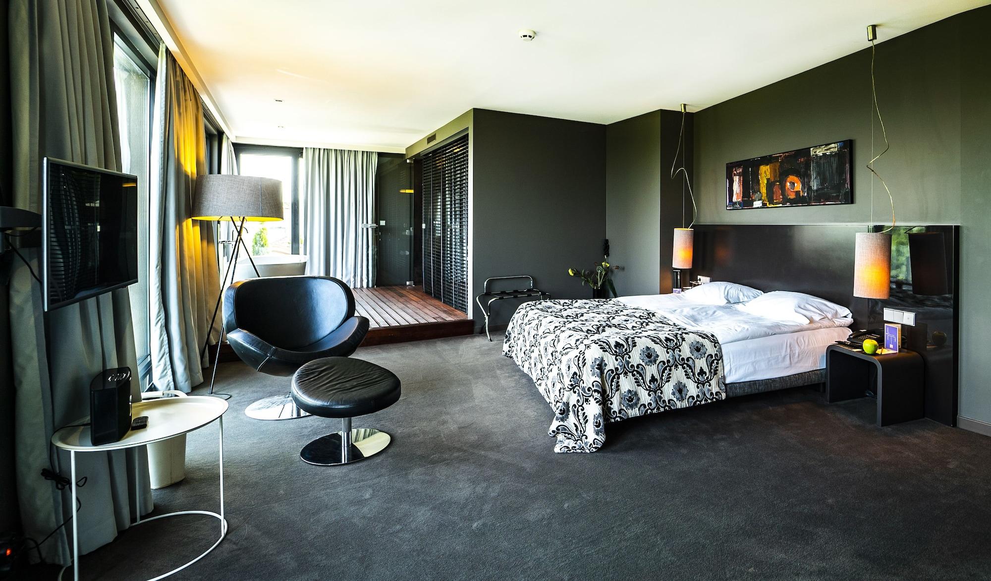 Modus Hotel Varna ภายนอก รูปภาพ