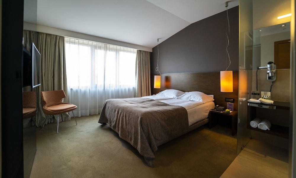 Modus Hotel Varna ภายนอก รูปภาพ